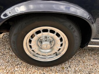 Mercedes-Benz 230 SL Pagode (W113), r. v. 1964 - 9