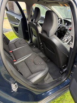 Volvo XC60, r.v. 2015 - 9