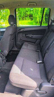 Opel Zafira B 1,8. - 9