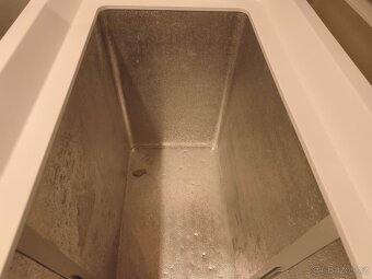 Mrazák Whirlpool WHM22113 3 bílá - 9