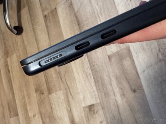 MacBook Air M3 24/512GB midnight, super stav - 9