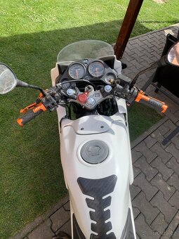 Honda CBR 125 R - 9