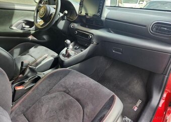 Toyota Yaris 1.6-GR-SPORT PACKET-V ZÁRUCE - 9