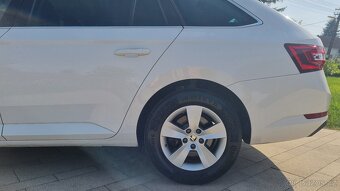 Škoda superb 3 combi, 2.0 Tdi,110 Kw,Led,Xenon,2018,Columbus - 9
