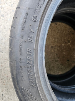 225/45R18 95Y XL Maxxis - 9