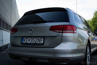 Volkswagen Passat Variant 2.0 TDI BMT Trendline - 9