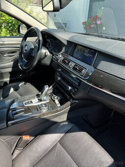BMW 520d, Luxury Line, 1.majitel ČR, 2014. - 9
