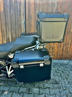 komplet kufry BUMOT Defender EVO jako nové - 9