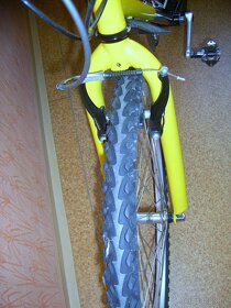 Horské - trekové kolo Specialized - 9