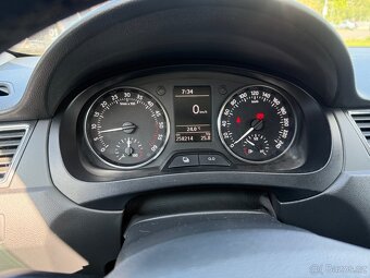 Škoda Rapid 1.6 TDi 77kw CZ původ - 9