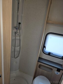 Prodám karavan hobby de luxe edition 545 KMF - 9