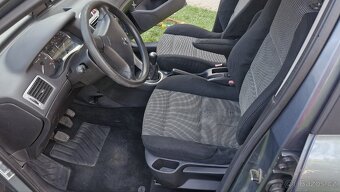 Peugeot 307 SW - 9