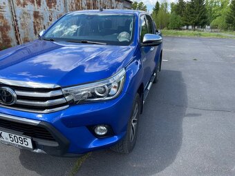 Toyota Hilux 2,4 D 4x4 automat - 9