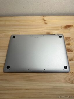 Apple MacBook 12” 2015 256GB Intel Core M 8GB RAM - 9