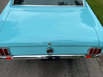1965 Ford Mustang V8 - 9