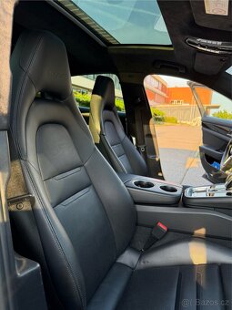 Porsche Panamera Turbo - 9