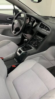 Peugeot 5008 1,6 HDI 82 kW rv. 2011 - 9