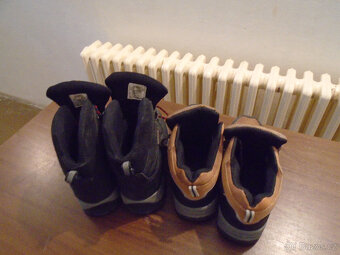 Prodám retro krosnu,nosítko pro dítě,turistické boty - 9