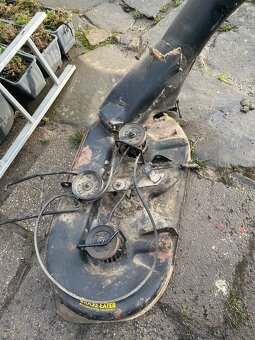 Weed Eater zahradní traktůrek 12 HP, Briggs & Stratton - 9