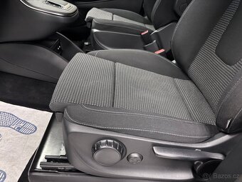 Mercedes-Benz Třídy V 2,0 V300 L STYLE 4MATIC - 9