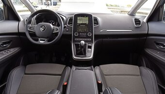 Prodám designový rodinný vůz Renault Scénic v plné výbavě - 9