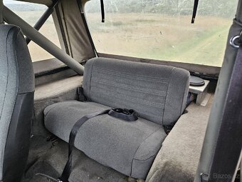 Jeep Wrangler YJ - 9