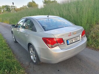 Chevrolet Cruze 1.8 benzín r.v.2009 Naj.162 350Km - 9
