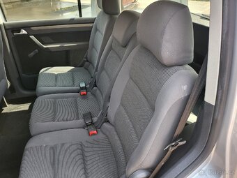 VW Touran 1.9 TDI, 77kw, nová STK,model 2009. - 9