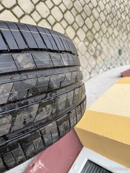 Audi Q8 5x112r21 pneu 285/45r21 - 9