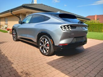 Ford Mustang Mach-E 75,7kWh Premium AWD STD - 9