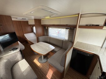 ADRIA ADORA 613 HT ~ dělené postele - 9