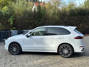 Porsche Cayenne diesel  3.0 V6 - 9