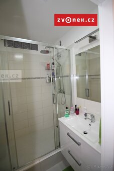 Pronájem bytu 3+1 Zlín, Okružní - 9