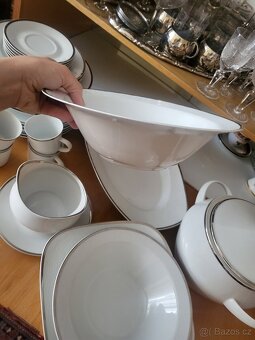 Kompletní set karlovarského porcelánu cca poly 20.stol., 37 - 9