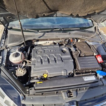 VW Golf 7 variant 1,6tdi - 9