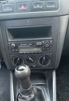 VW GOLF 1.9 SDi 50kw - 9