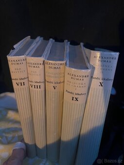 Různé druhy knih - 9