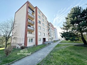 Pronájem bytu 1+1, 39 m2 v ulici Brněnská, Plzeň - 9