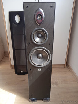 Soustava JBL. - 9