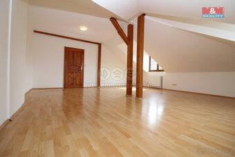Prodej nájemního domu, 400 m², Nový Bor - 9