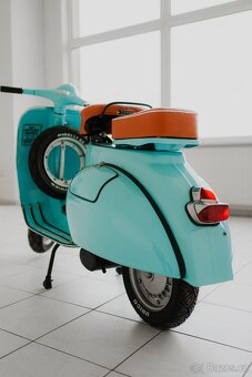 Motorka Piaggio Vespa 125CC (1963) - 9