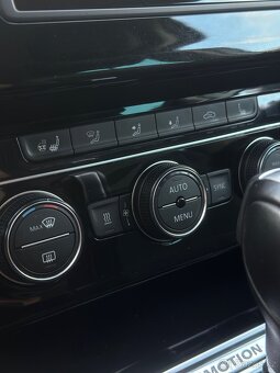 VW Passat B8 Variant Highline kombi - 9