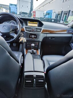 Mercedes-Benz W212 - 9