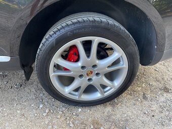 Porsche Cayenne S 4.5 V8 - 9