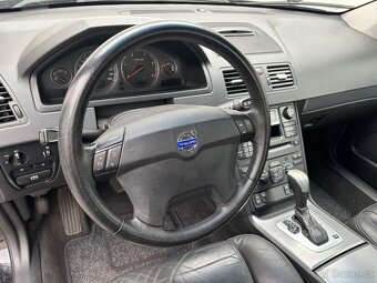 Volvo XC90 2.4 , 136 kW nafta, 2006 - 9