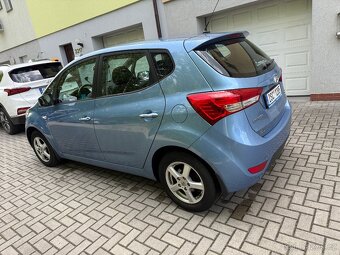 Hyundai IX20 - 9