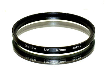 Sony FE 85mm f/1,8 + UV filtr TOP STAV - 9
