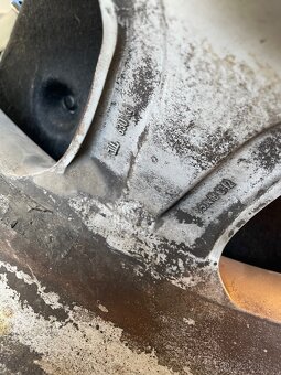 Kolo a disk 245/45 R18 - 9