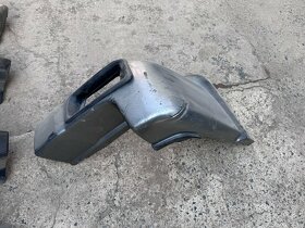 Nissan Patrol Y61 Plastové lemy , zadní nárazník , výztuha - 9