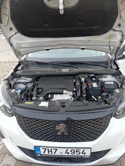 Prodej Peugeot SUV2008 ALLURE PACK 1.2 PureTech 130 S&S EAT8 - 9